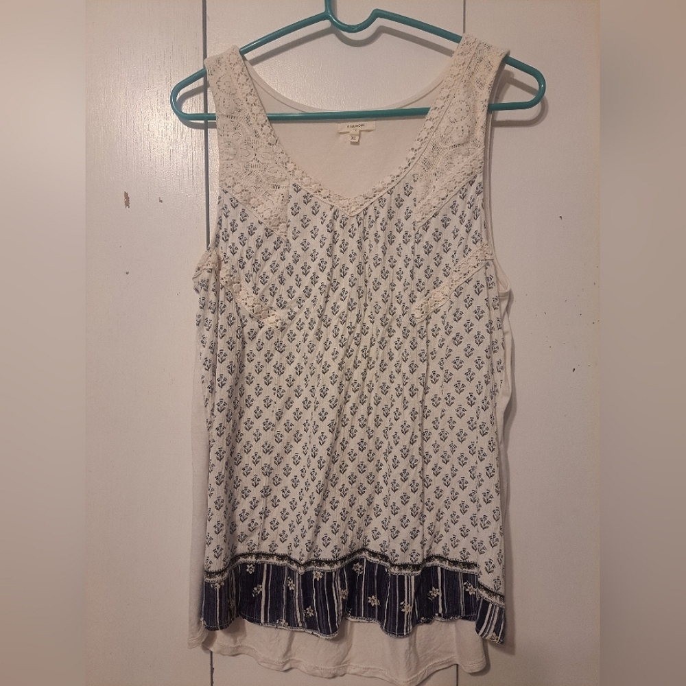 Maurices V Neck Laced Tank Top
